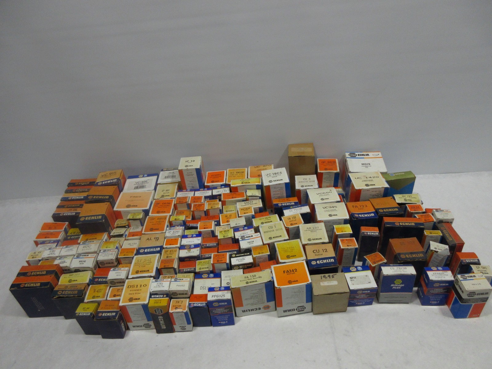 NOS LOT OF 129 VINTAGE AUTOMOTIVE SWITCHES CAPS ROTORS RELAYS VACCUM CONTROLS