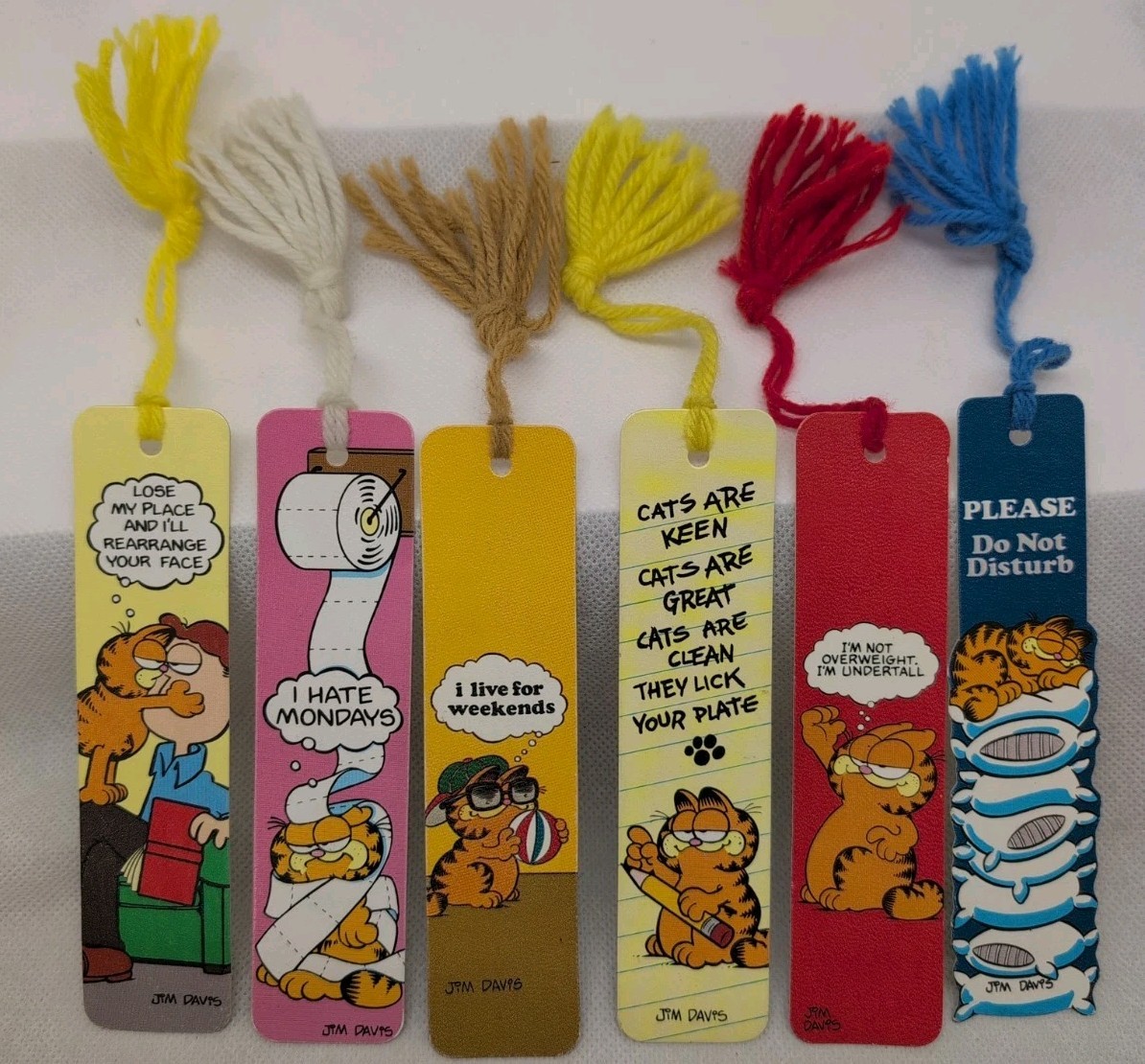 Vintage 1978 Garfield Bookmarks by Jim Davis - Lot of 6 with Original Yarn...