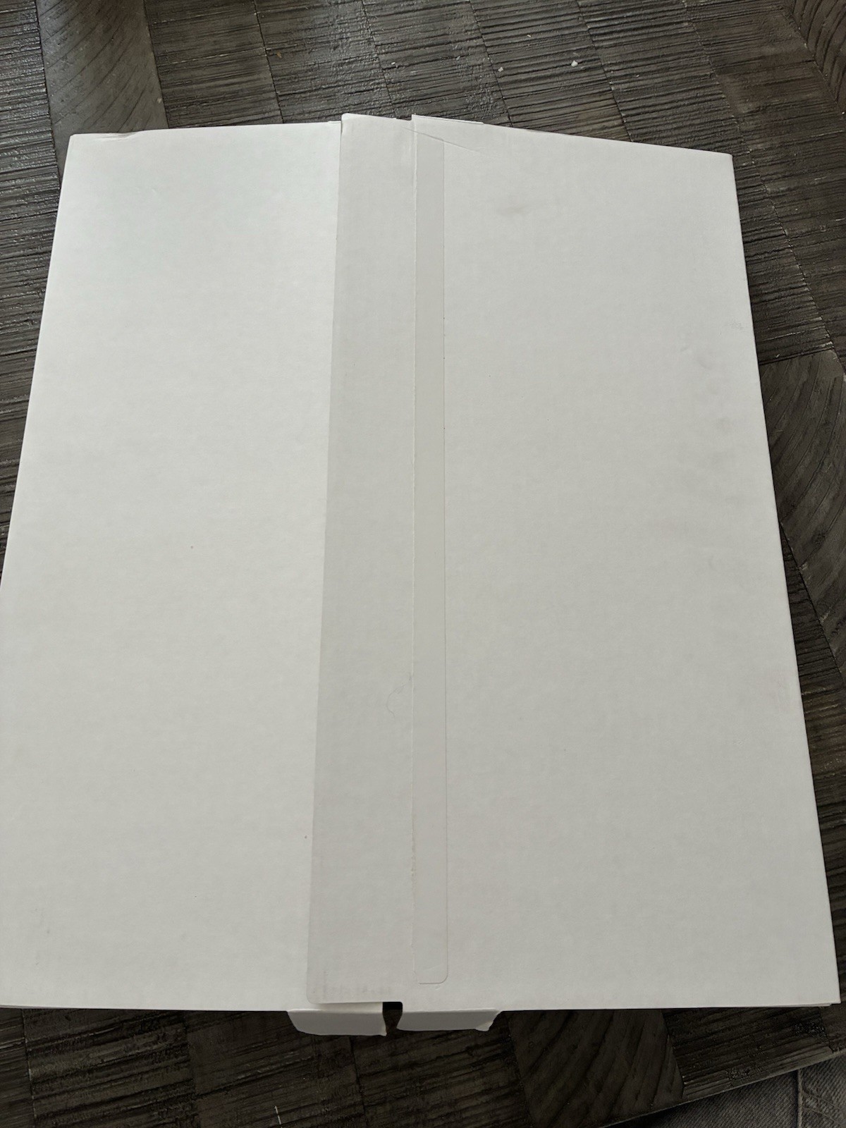 Designed by Apple in California Book LARGE 13 x 16.25 Jony Ive w/ Original Box 