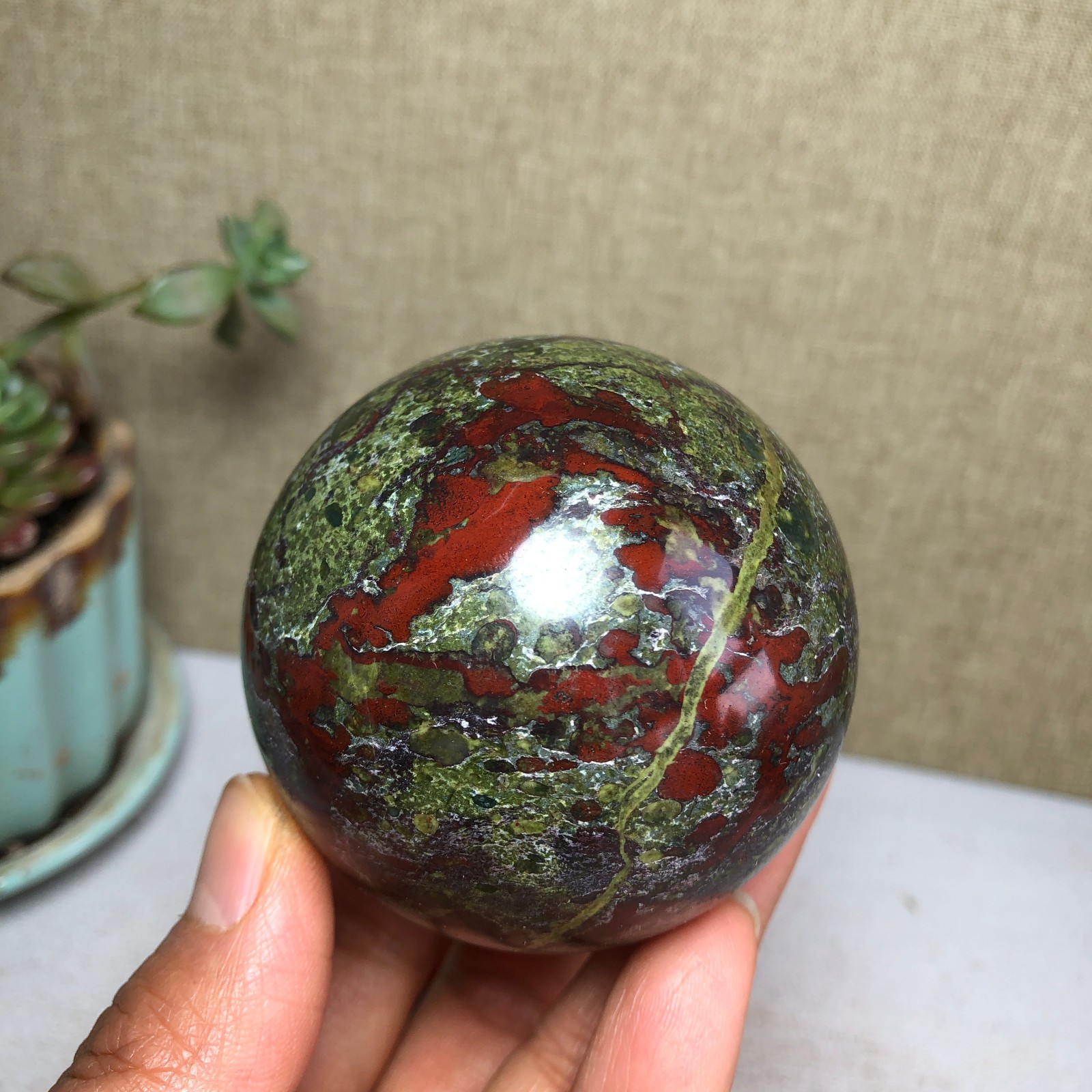 60mm Natural Dragon blood stone quartz crystal sphere ball healing 364g A4046