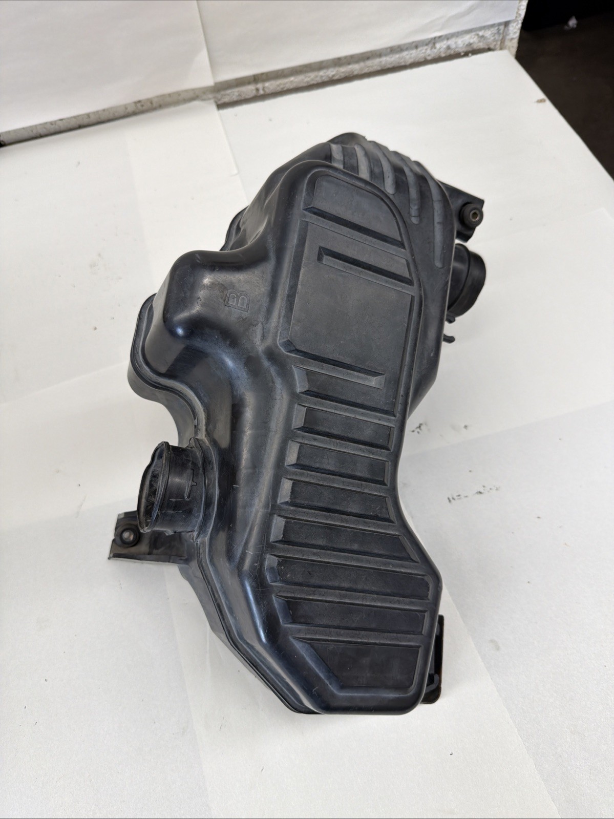 2001-2003 Honda Civic Air Cleaner Intake Box Assembly OEM