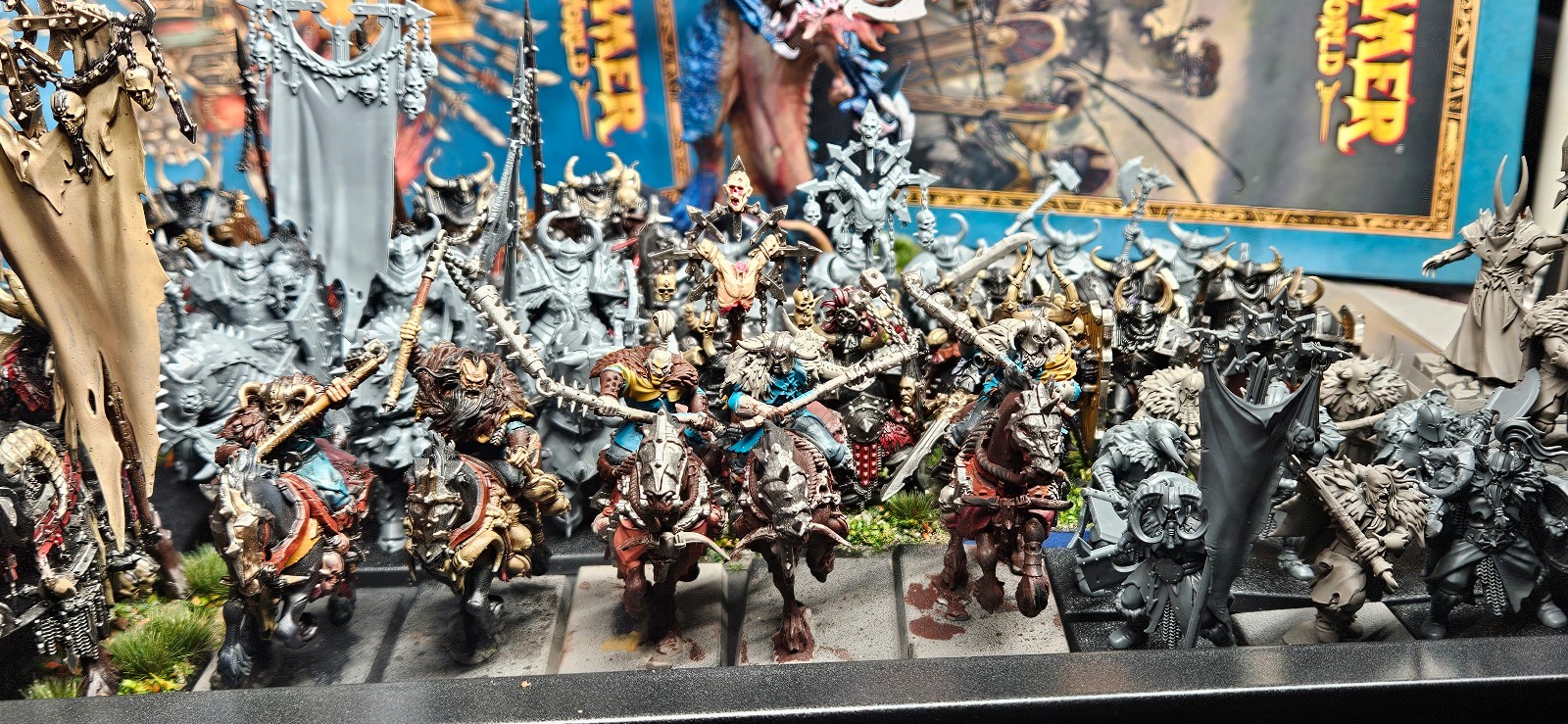 Warhammer The Old World Warriors of Chaos Army (New models) Warhammer The Old World Warriors of Chaos Army (New models)