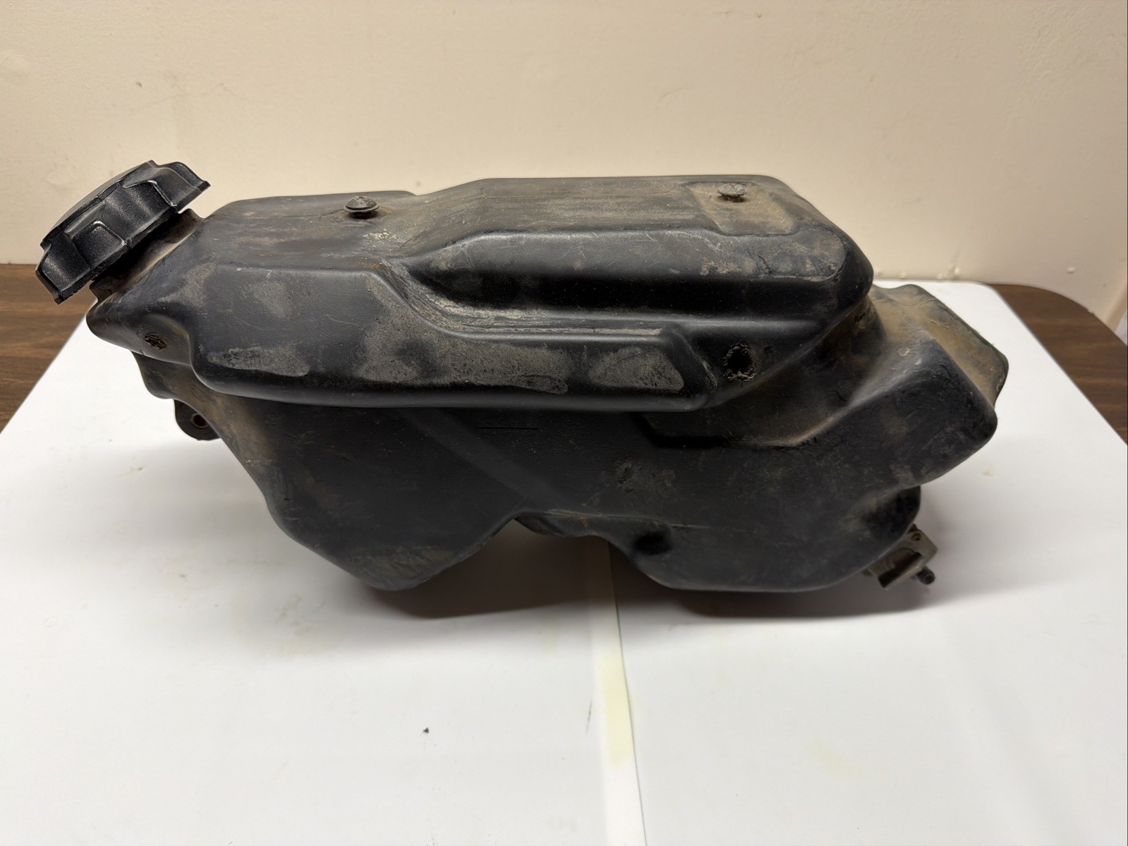 1992 KAWASAKI KX125 KX250 GAS TANK FUEL CELL PETROL RESERVOIR 51001-1489-6Z