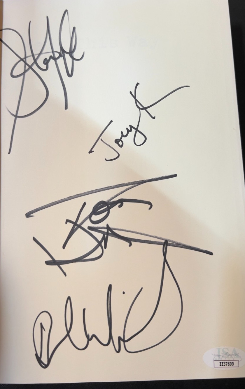 Signed x4, 