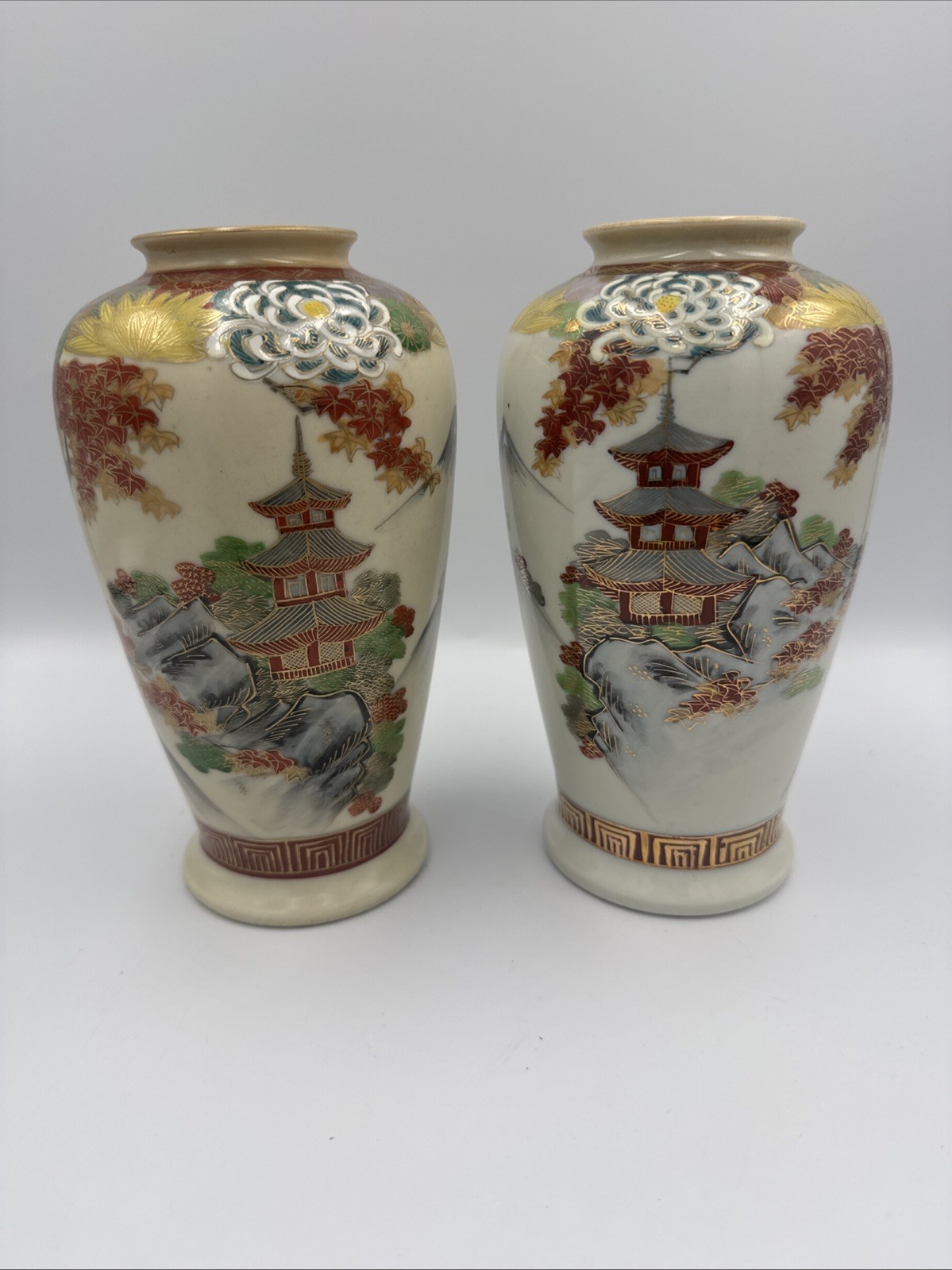 Vintage Japanese Kutani Earthenware Vases Pair Satsuma Style Pagoda 7.25\