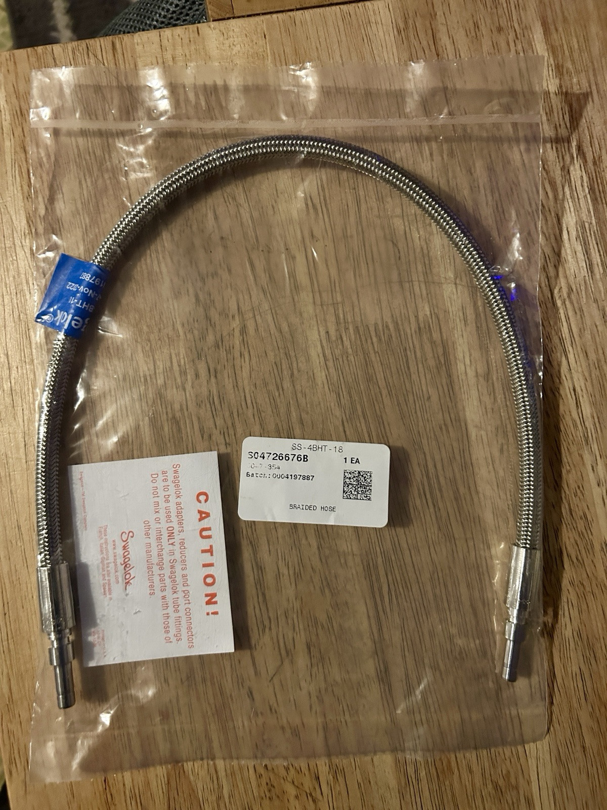 Swagelok SS-4BHT-18 Braided Hose NEW  MAKE AN OFFER