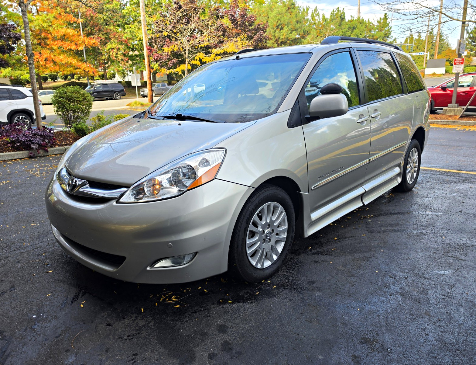 2010 Toyota Sienna XLE