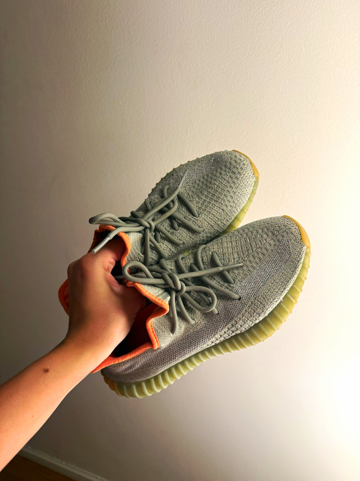 Adidas Yeezy Boost 350 V2 Desert Sage – Size US 7.5