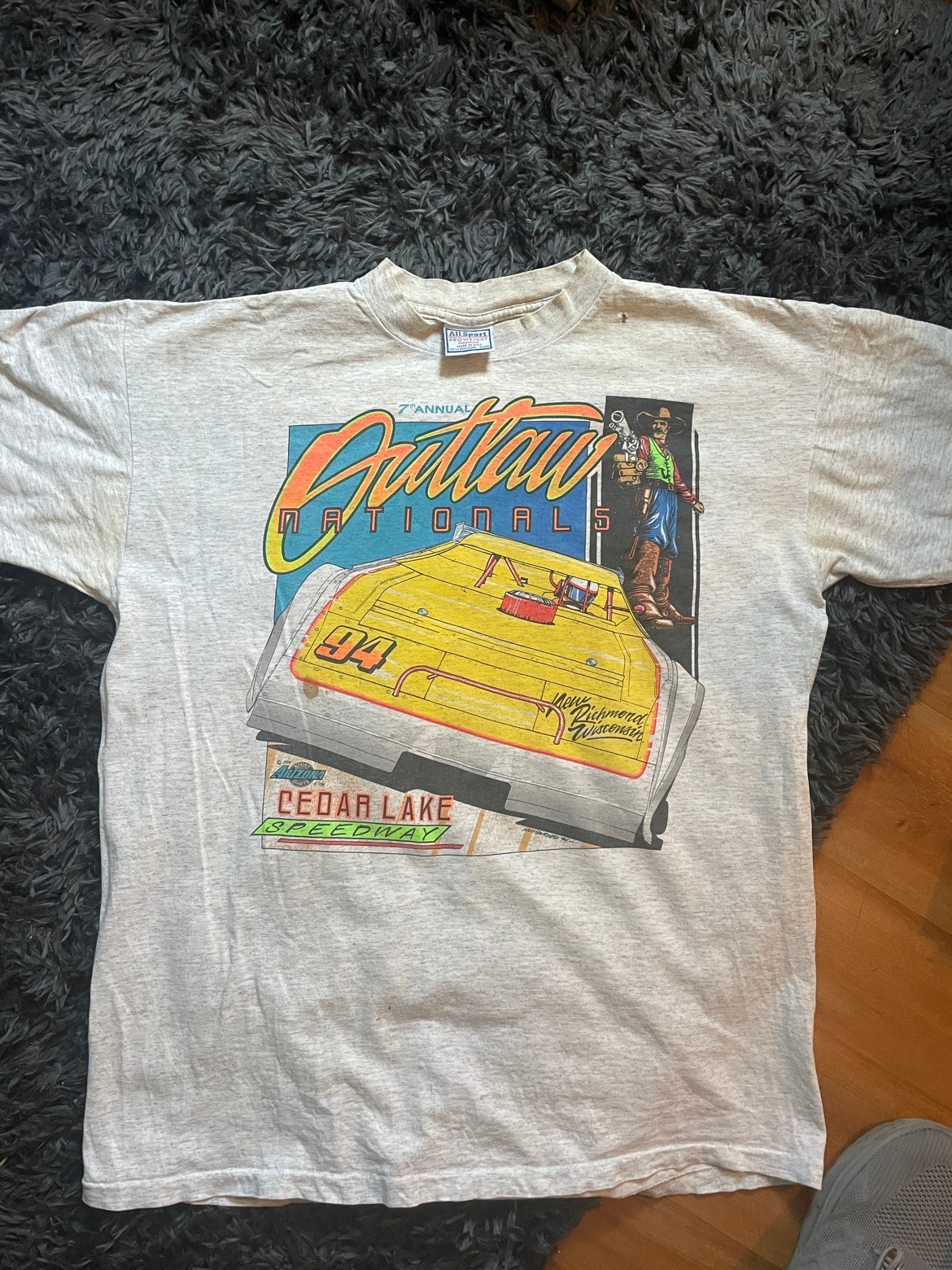 Vintage 1994 Outlaw Nationals Dirt Late Model T-Shirt XL Cedar Lake Speedway Vintage 1994 Outlaw Nationals Dirt Late Model T-Shirt XL Cedar Lake Speedway