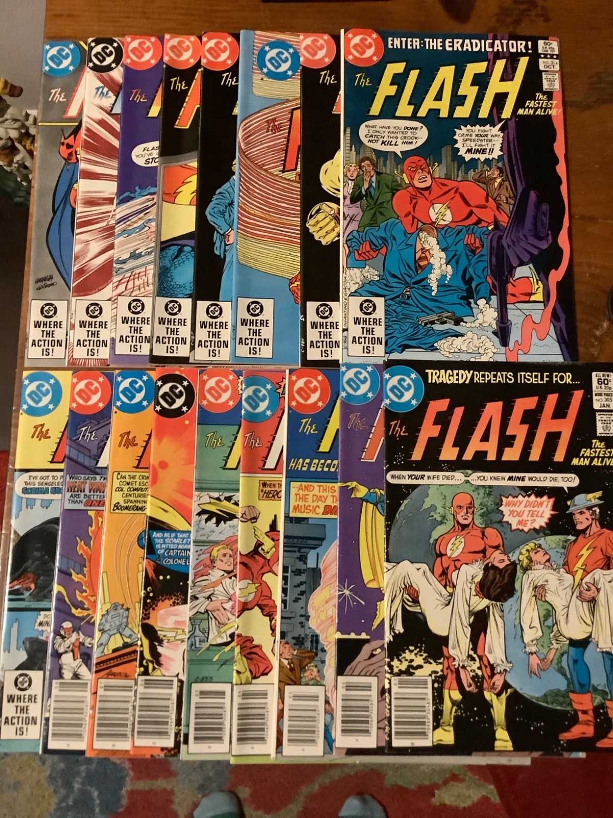 The Flash #305-321 Complete Run Lot (17 Comics) DC 1982 Bronze Age (F/VF) The Flash #305-321 Complete Run Lot (17 Comics) DC 1982 Bronze Age (F/VF)