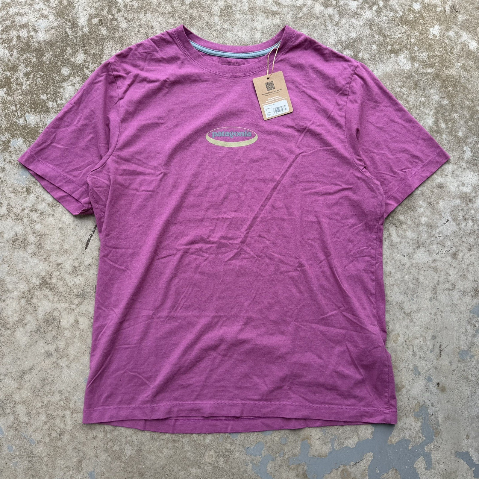 Patagonia Men\'s \'95 Oval Logo T-shirt New Navy Sz M 37847 NNKO NWT $49 Patagonia Men\'s \'95 Oval Logo T-shirt New Navy Sz M 37847 NNKO NWT $49