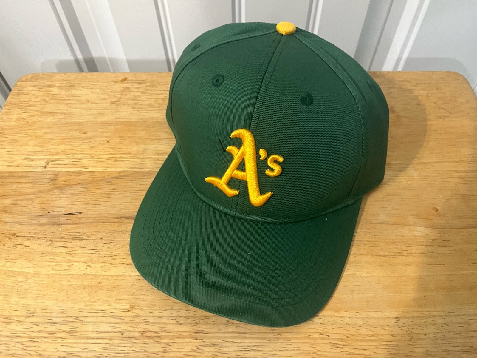 Oakland Athletics Hat Cap NWT 