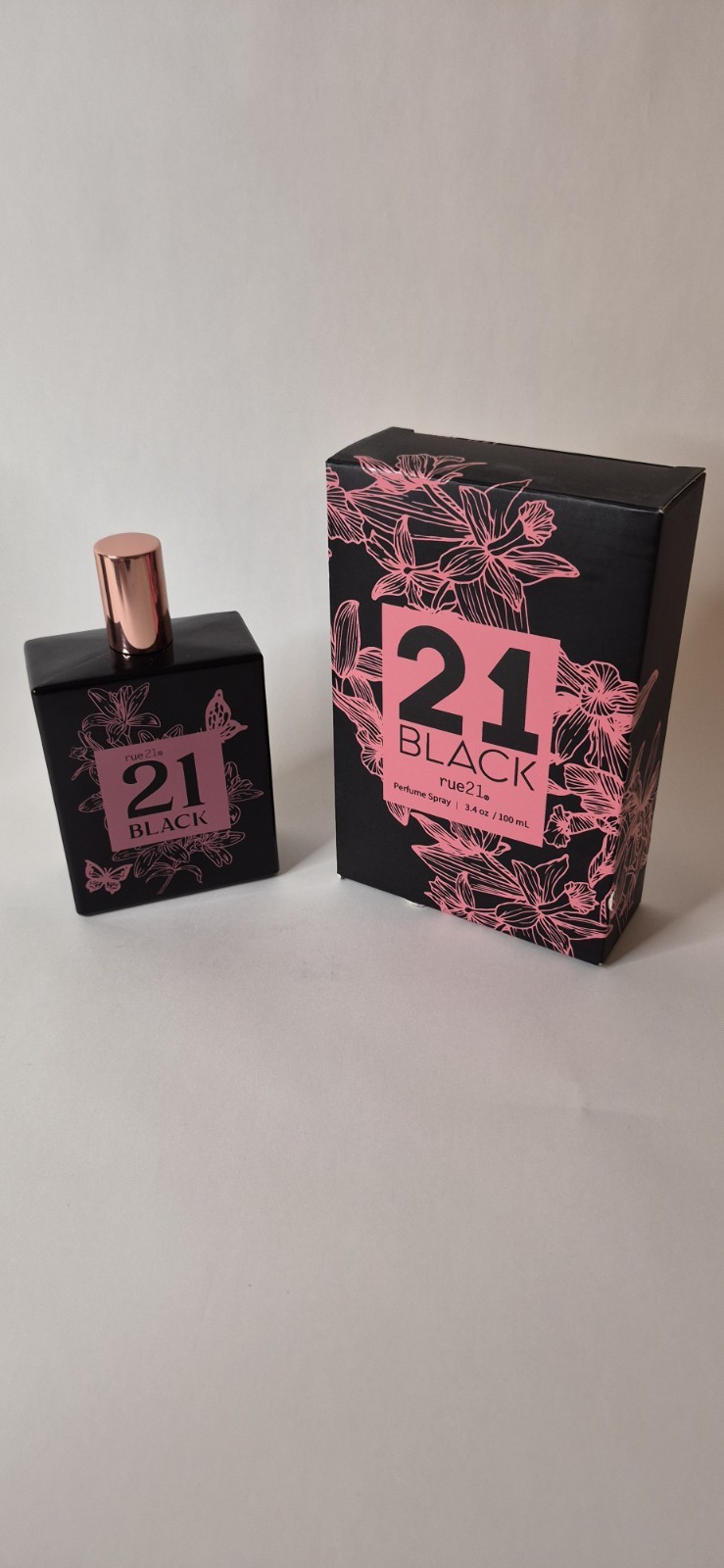 Rue21 Twentyone (21) Black Perfume Rue 21 size 3.4 OZ / 100ML (IMPERFECT BOX)