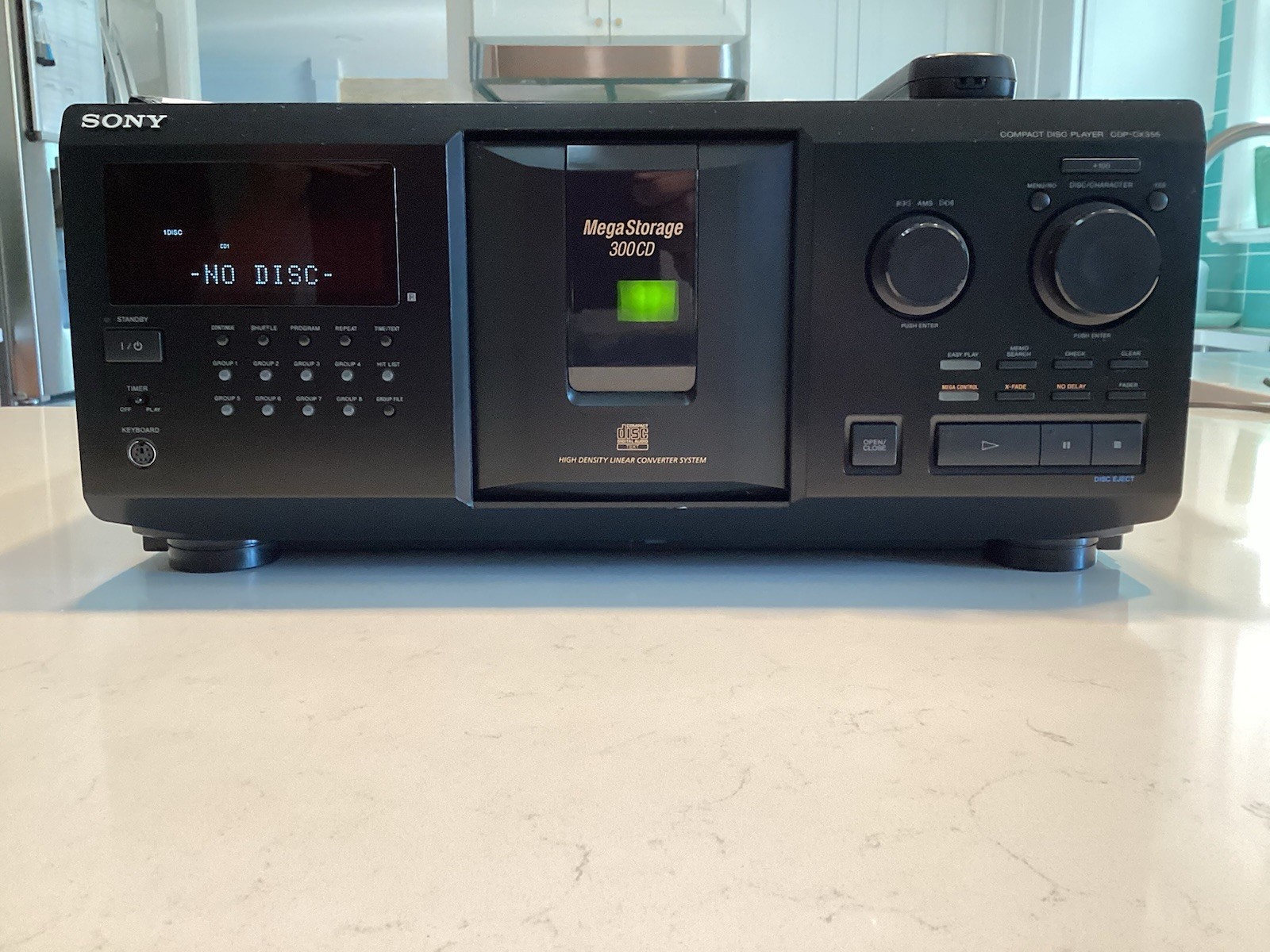 Sony Mega Storage Compact Disc Player CDP-CX355-FREE SHIIPPING