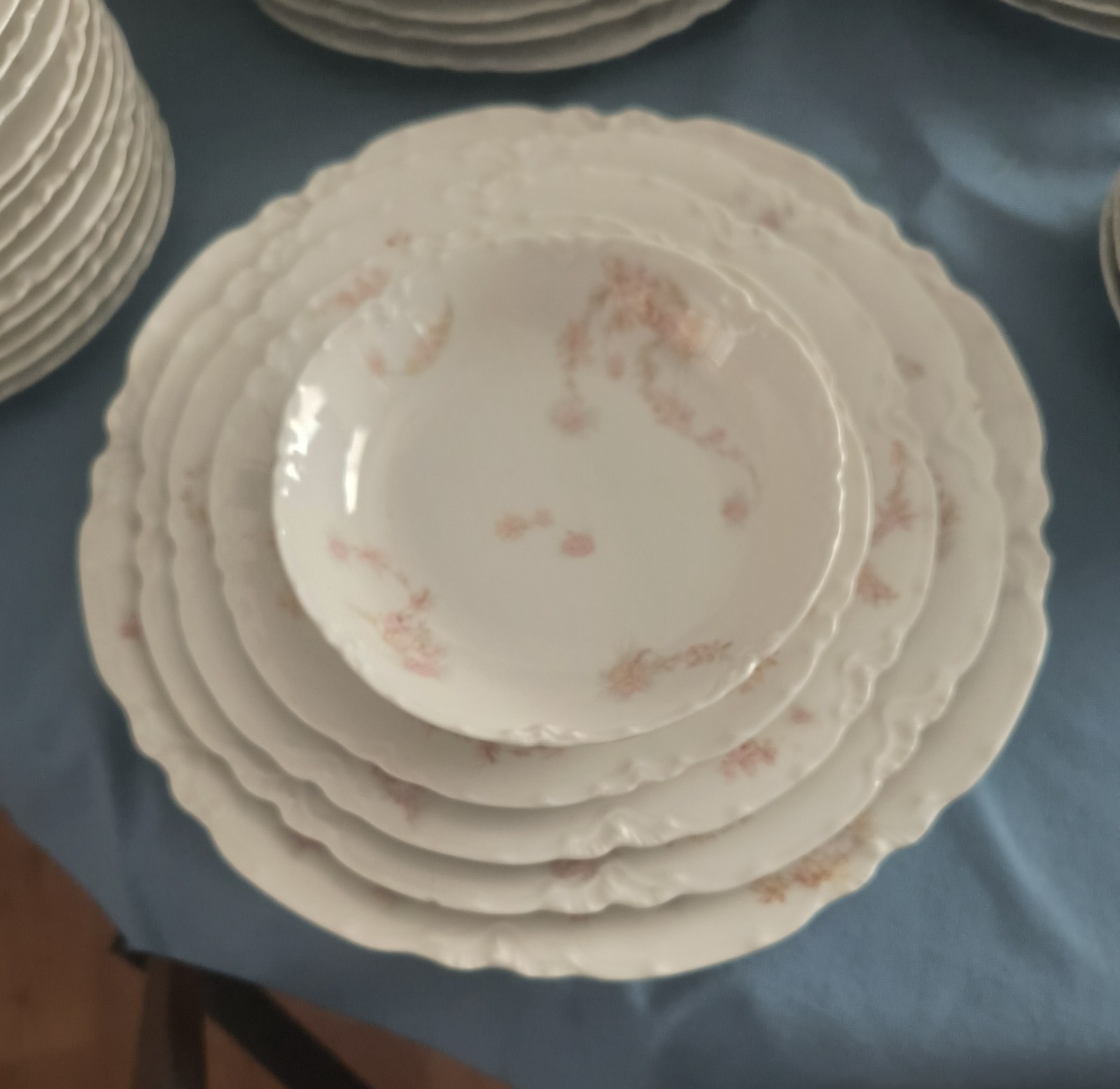 Antique Haviland & Co Limoges France 5 pc. porcelain china service for 8 Sch.247 Antique Haviland & Co Limoges France 5 pc. porcelain china service for 8 Sch.247