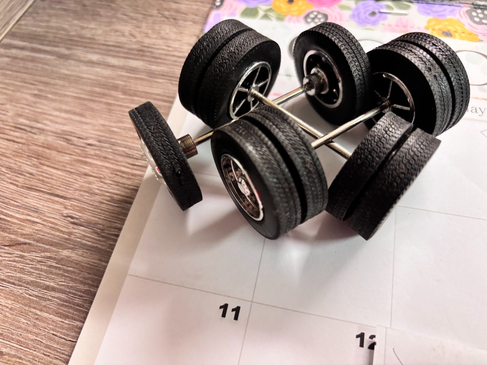 1/32 NEW RAY WHEELS, TIRES ,AND AXLES NO PACKAGING # C 801
