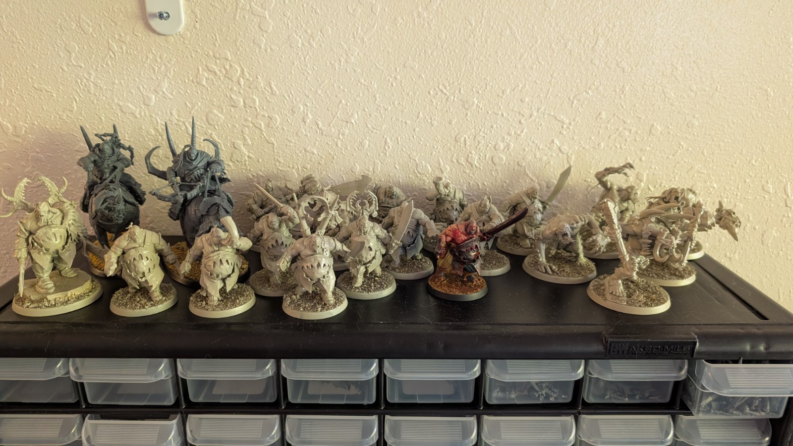 Ogor Mawtribe Age Of Sigmar Army Box + Extras | Primed And Based