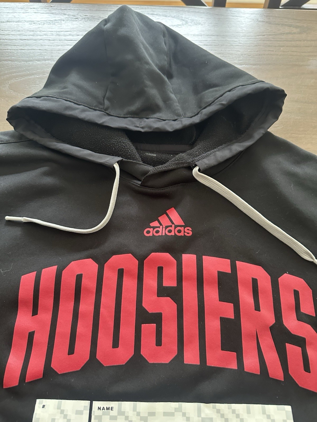 Men\'s XL Adidas Indiana Hoosiers Team Issued Black Hooded Sweatshirt Men\'s XL Adidas Indiana Hoosiers Team Issued Black Hooded Sweatshirt