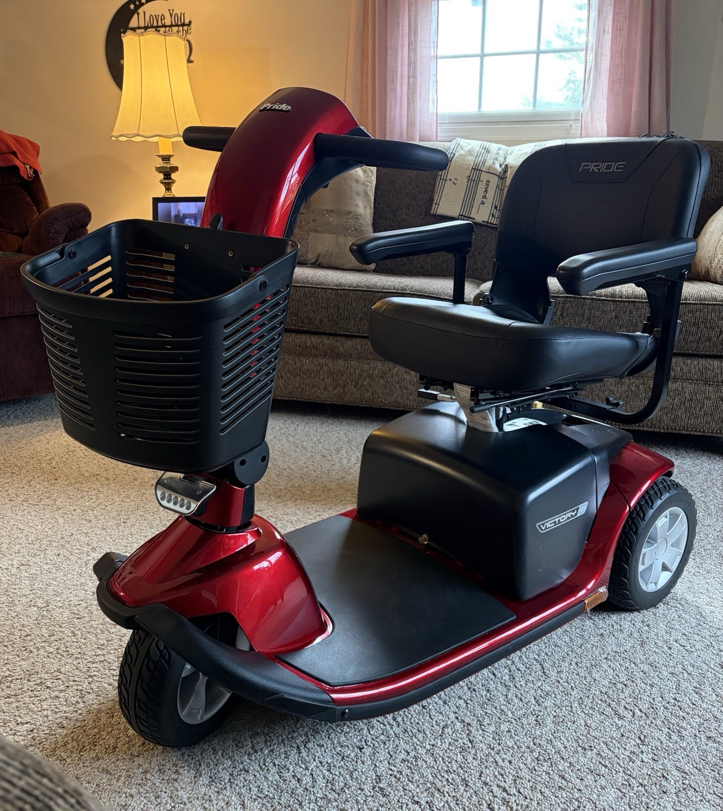 Pride Victory 10 3-Wheel Electric Mobility Scooter Pride Victory 10 3-Wheel Electric Mobility Scooter
