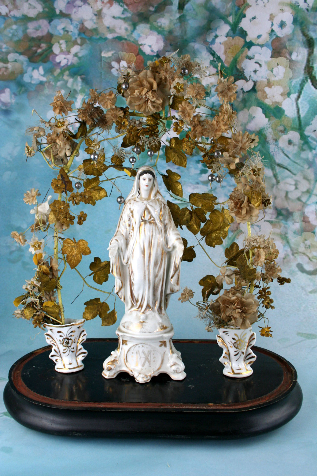 French VIEUX OLD PARIS MAdonna figurine victorian manner artsilk flowers vases 