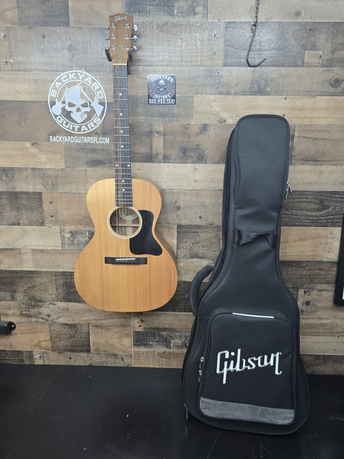 2023 Gibson G-00 Natural W / Original Bag W/ Fishman 2023 Gibson G-00 Natural W / Original Bag W/ Fishman