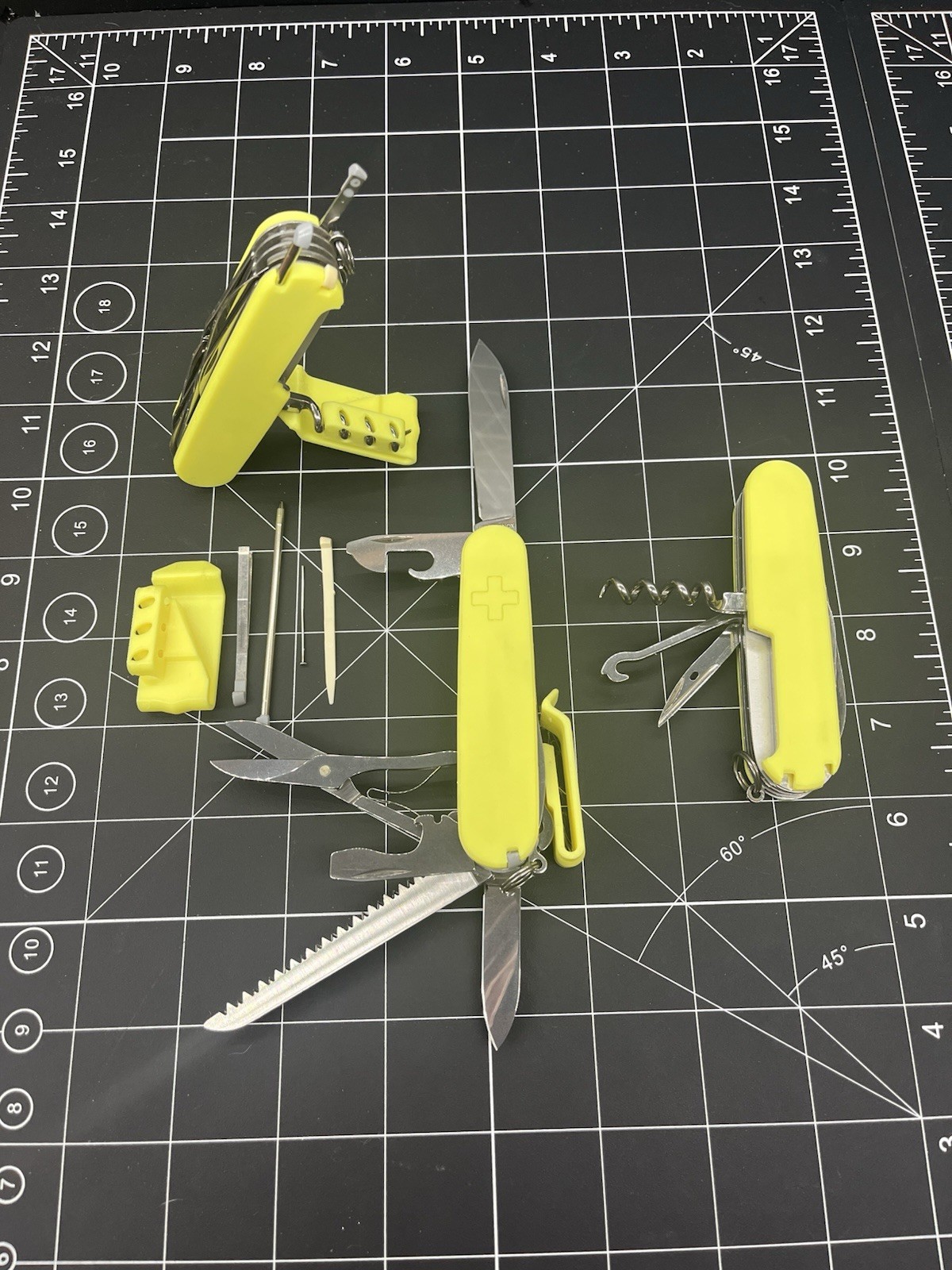 One (1) Plus Scales Clip Victorinox Huntsman Yellow Glow in the Dark Swiss Army One (1) Plus Scales Clip Victorinox Huntsman Yellow Glow in the Dark Swiss Army