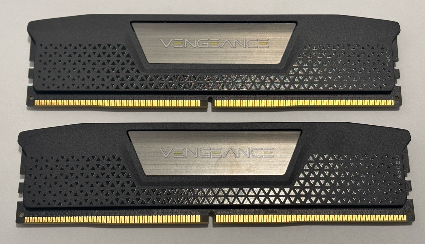 Corsair Vengeance 32GB (2x16GB) RAM DDR5 5600MHz CMK32GX5M2B5600C36