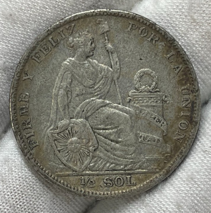 1927 Peru 1/2 Sol Silver Coin 1927 Peru 1/2 Sol Silver Coin