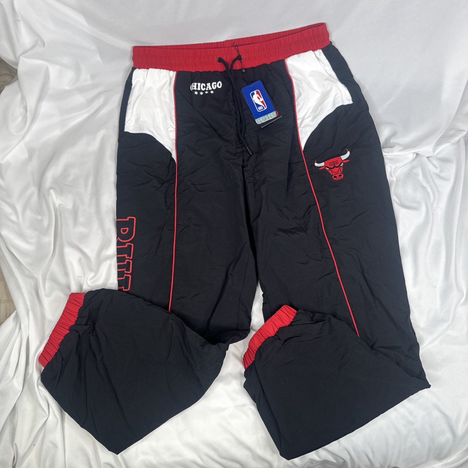 NEW Chicago Bulls NBA The Wild Collective Track Pants Sweatpants Black Red Men L