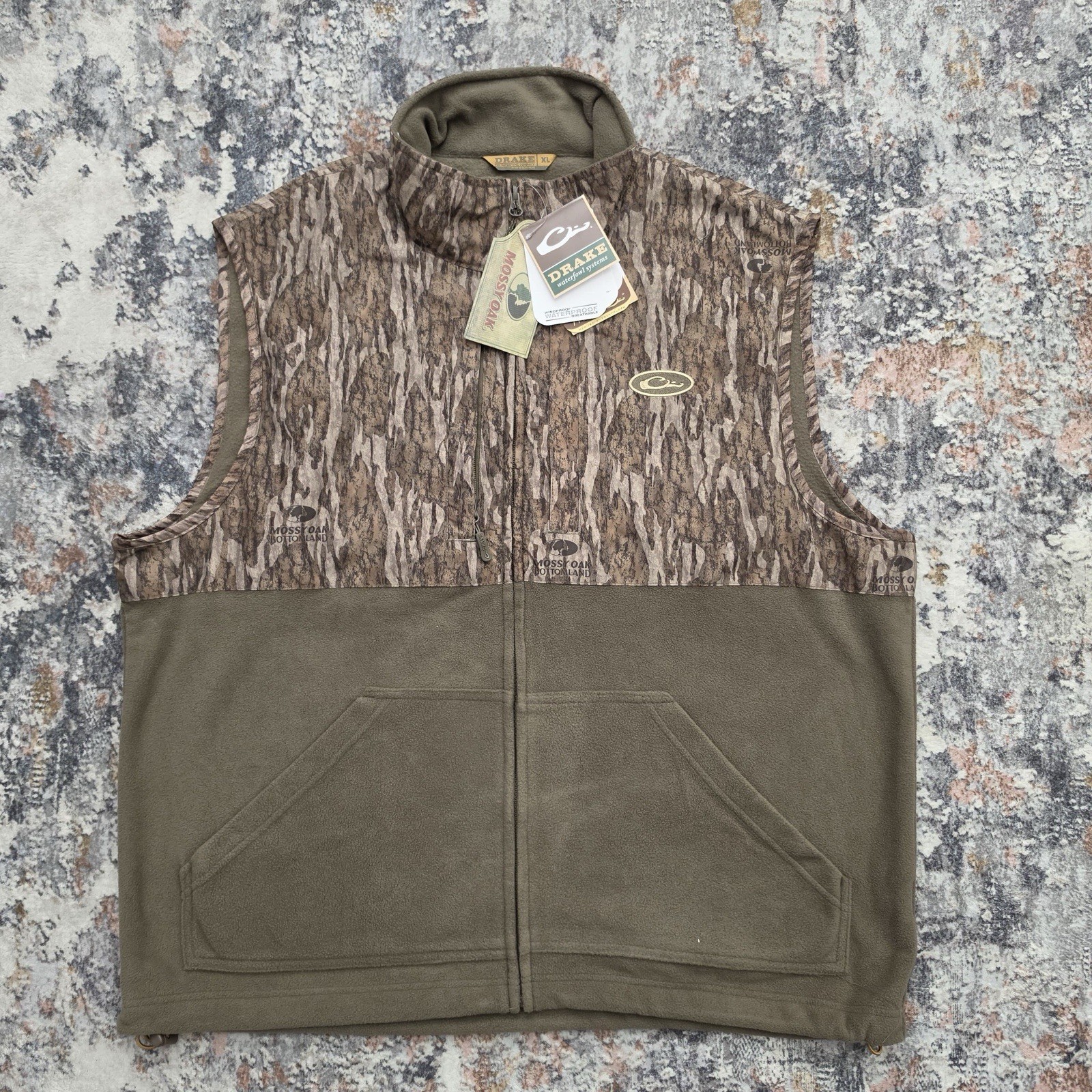 Drake Men\'s MST Edwader Vest Bottomeland Size XL (NWT)