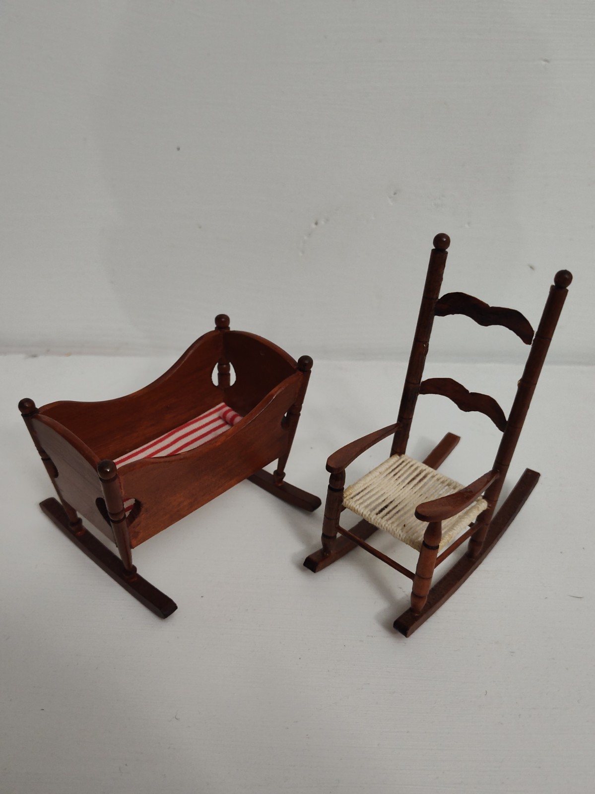 Dollhouse Miniature Vintage Furniture Wooden Baby Cradle & Rocking Chair