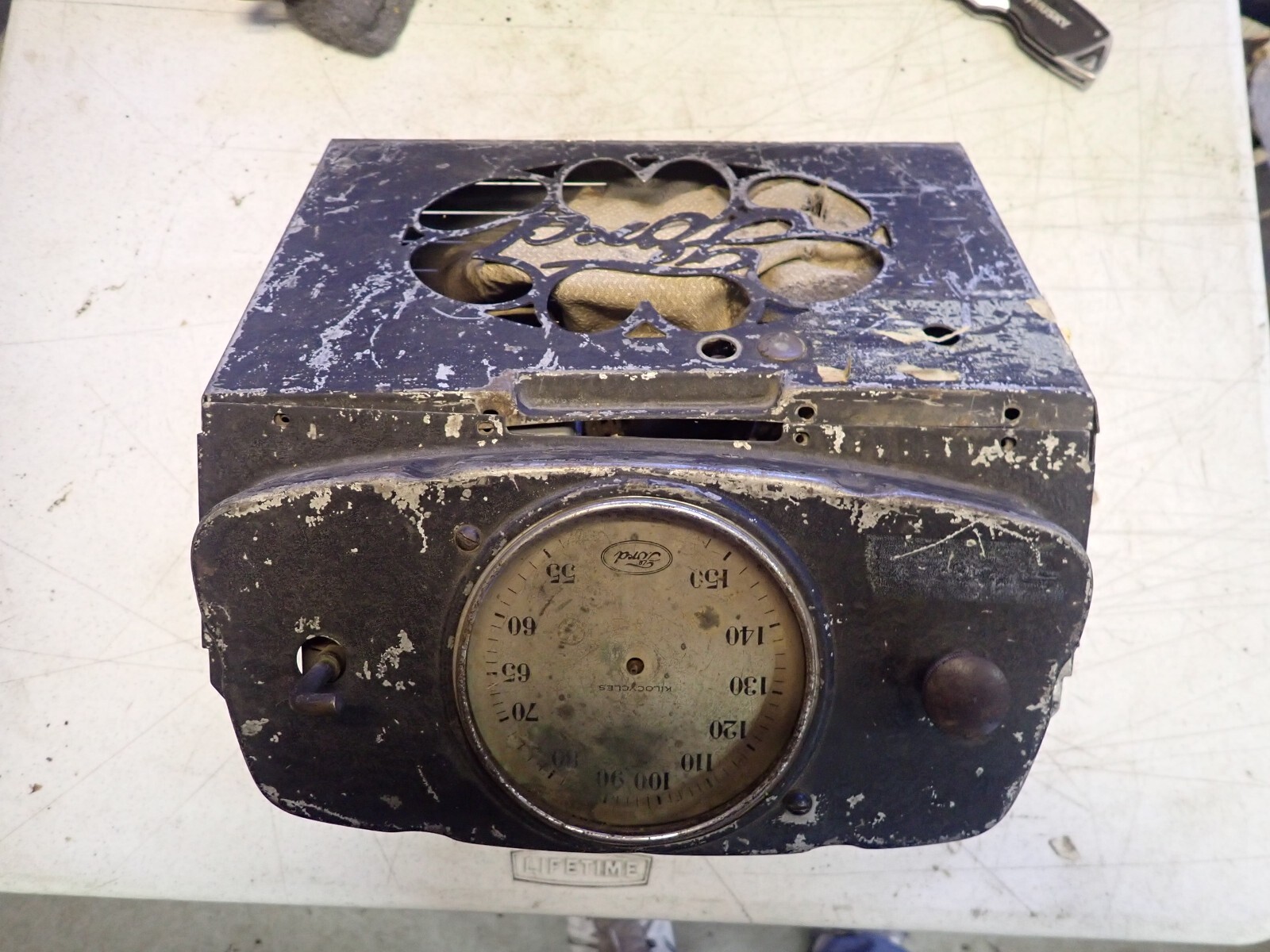 1933 1934 Ford Car Accessory Glove Box Radio Rare Parts Or Restore OEM 1933 1934 Ford Car Accessory Glove Box Radio Rare Parts Or Restore OEM