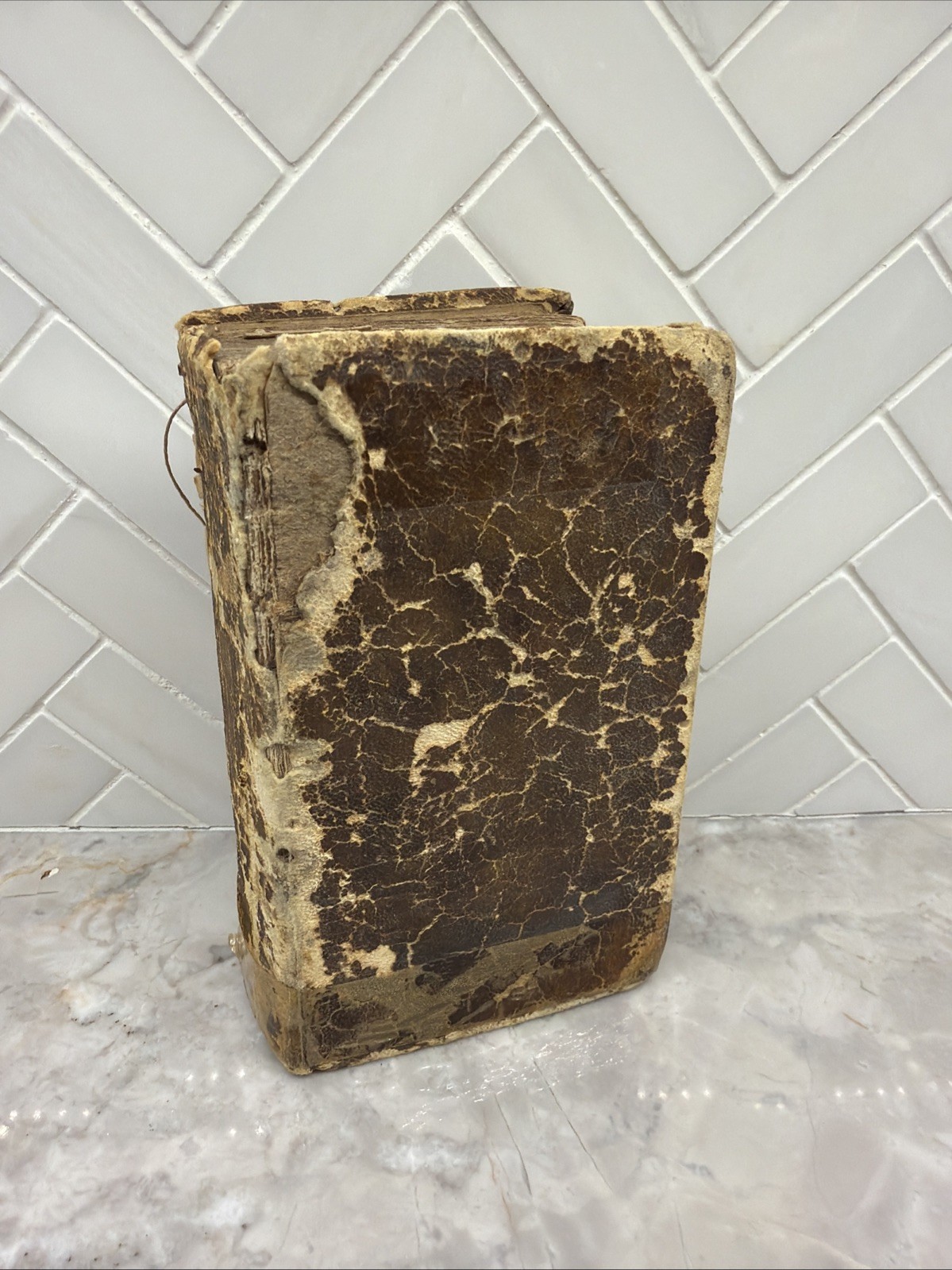 Antique 1832 Bible AS-IS 5x3x2 Original Tongues Andrus Judd Book WORN Drawing Antique 1832 Bible AS-IS 5x3x2 Original Tongues Andrus Judd Book WORN Drawing