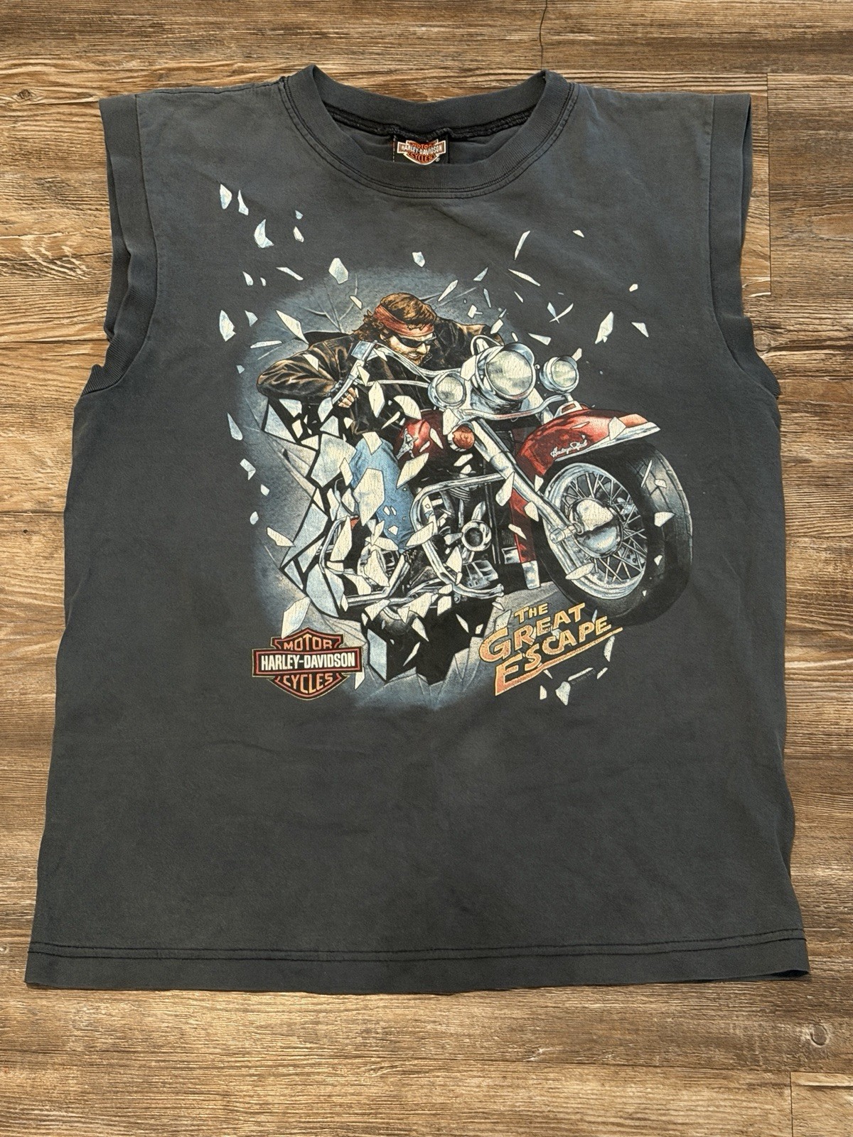Vintage 1995 Harley Davidson “The Great Escape” Sleeveless Tee Size Medium