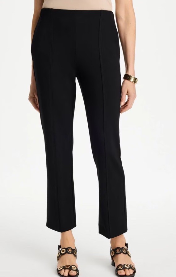 Chico’s So Slimming Juliet Straight Crop Pant Size 1.5/10 Black Stretch $89.50 Chico’s So Slimming Juliet Straight Crop Pant Size 1.5/10 Black Stretch $89.50