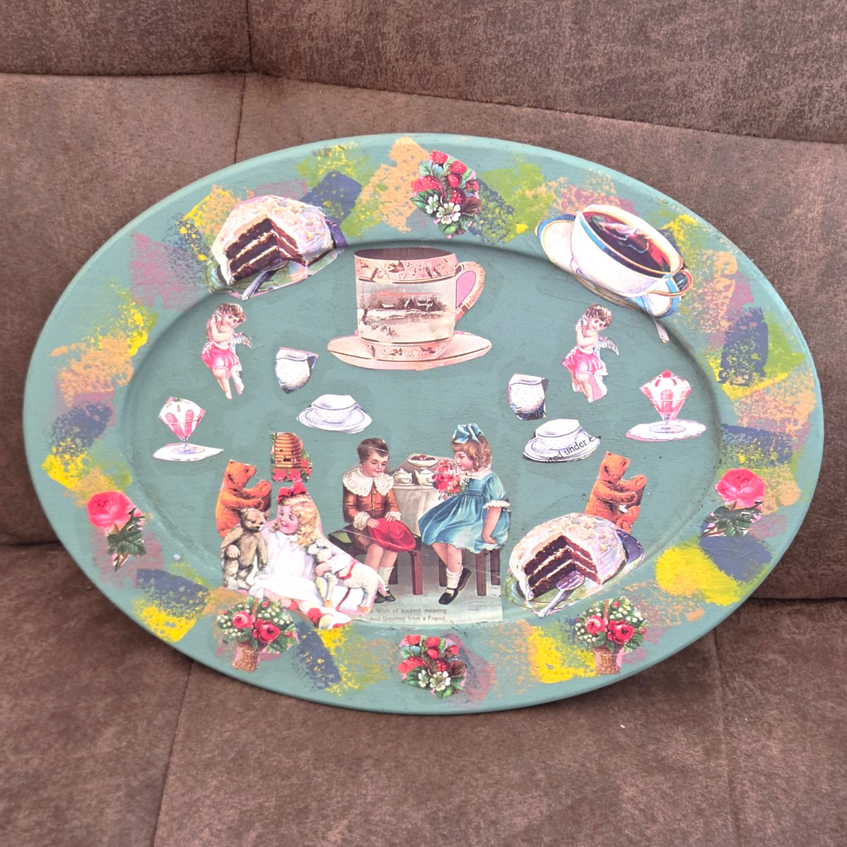 Oval Green Multicolor Printed Pictorial Metal Tea Time Serving Tray, 1 pc Oval Green Multicolor Printed Pictorial Metal Tea Time Serving Tray, 1 pc