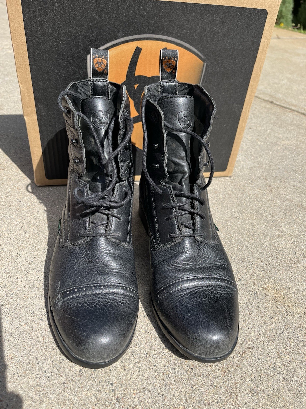 Ariat Boots 8B Heritage Breeze Lace Up Paddock Black In Original Box Insoles
