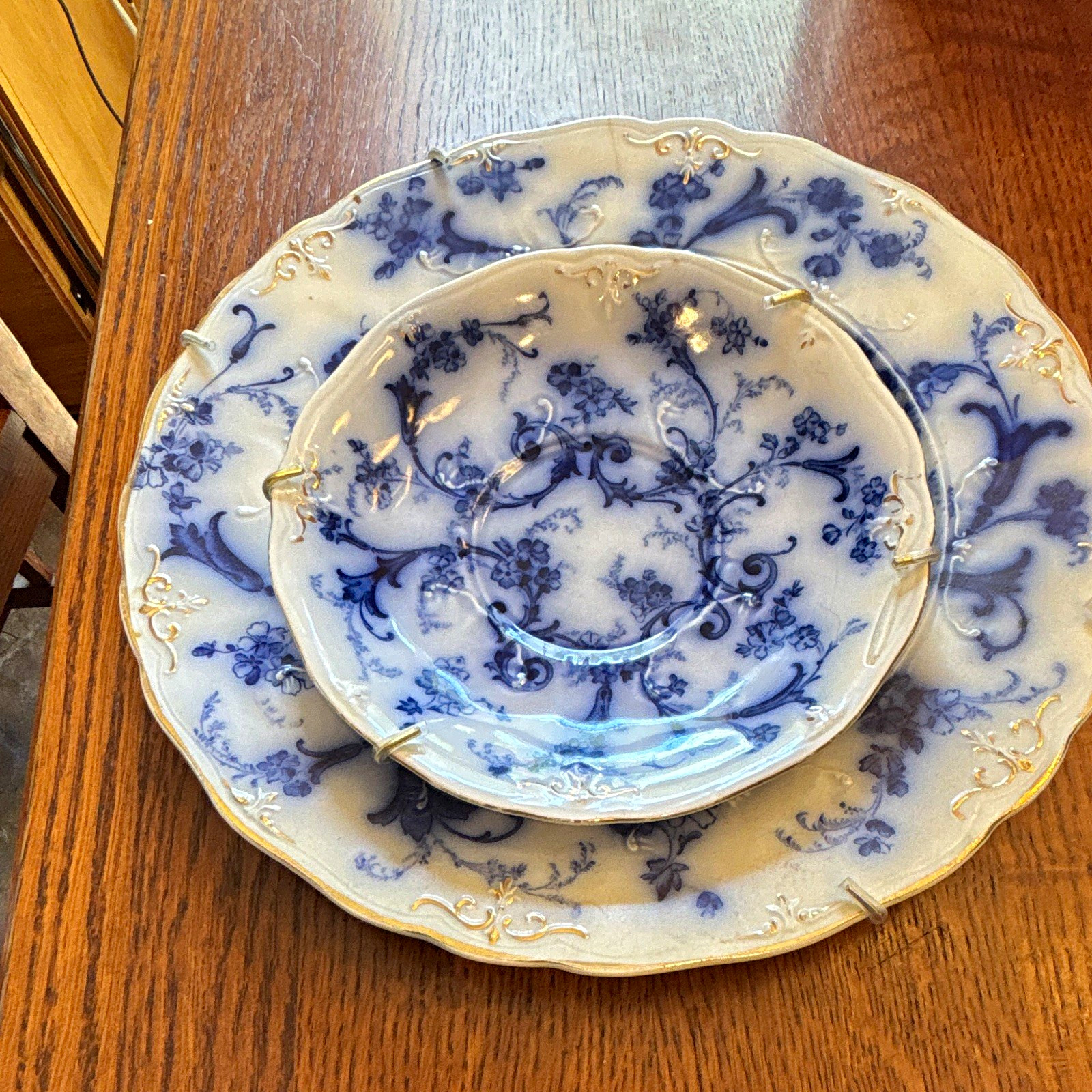 RIDGWAYS ENGLAND GAINSBOROUGH LUNCHEON PLATE 8 7/8\