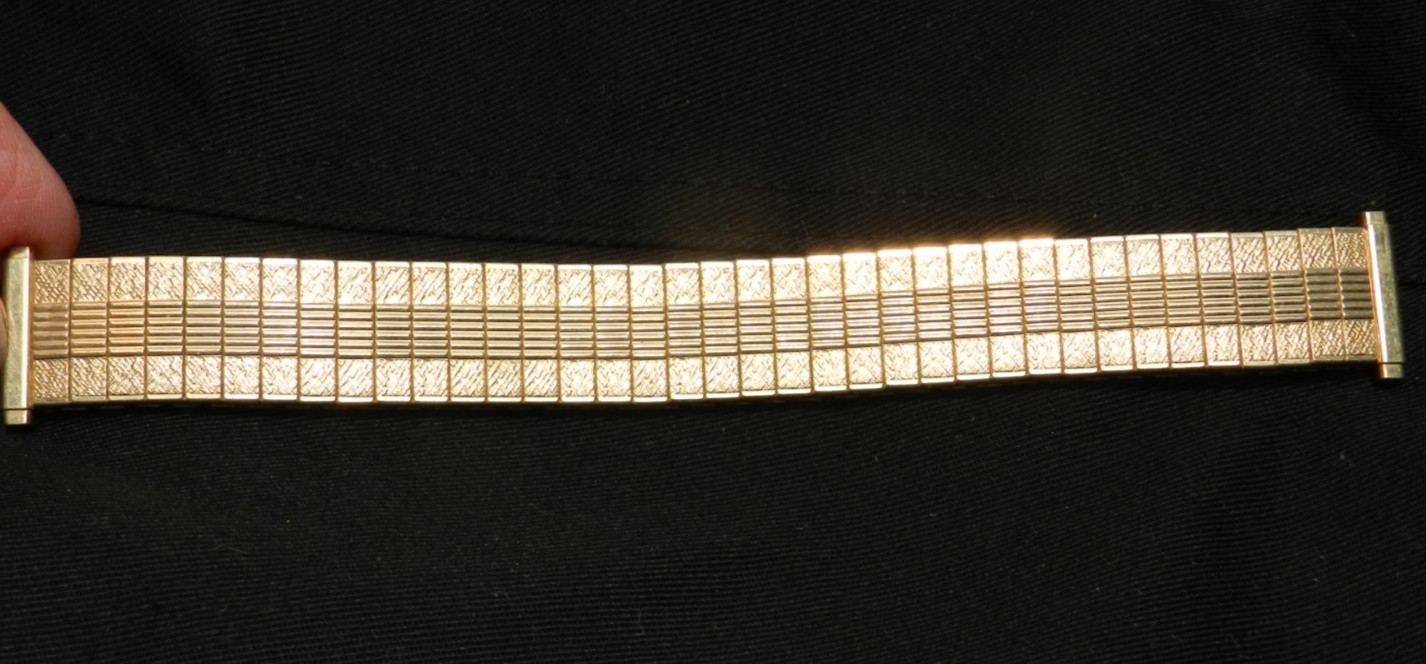 Vintage Speidel Twiston Gold Filled Stretch Watch Band (G10S) Vintage Speidel Twiston Gold Filled Stretch Watch Band (G10S)