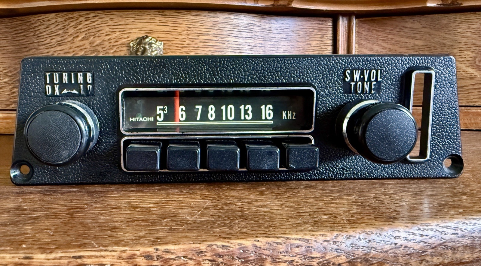 TESTED WORKS EARLY 1970s DATSUN 240Z 260Z HITATCHI AM analog Z CAR radio CLEAN