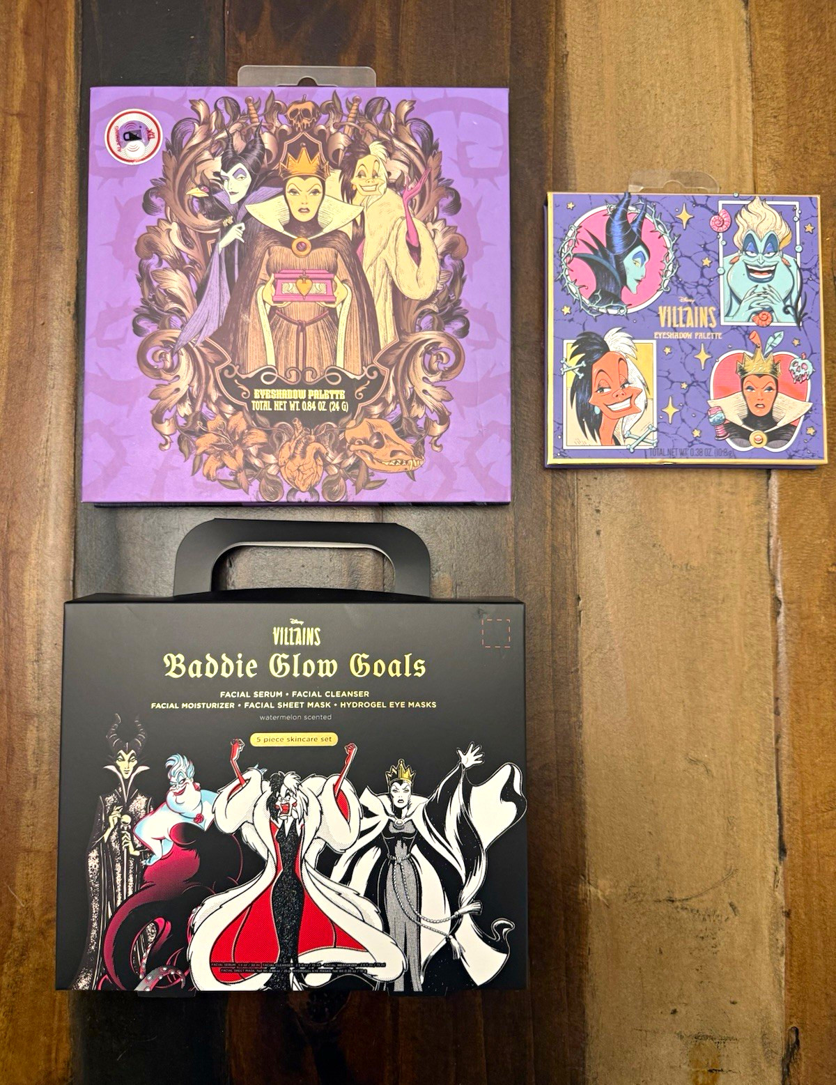 Disney Villains Pop-Up Eyeshadow Palette Ultimate Skincare Gift Set Taste 3PC