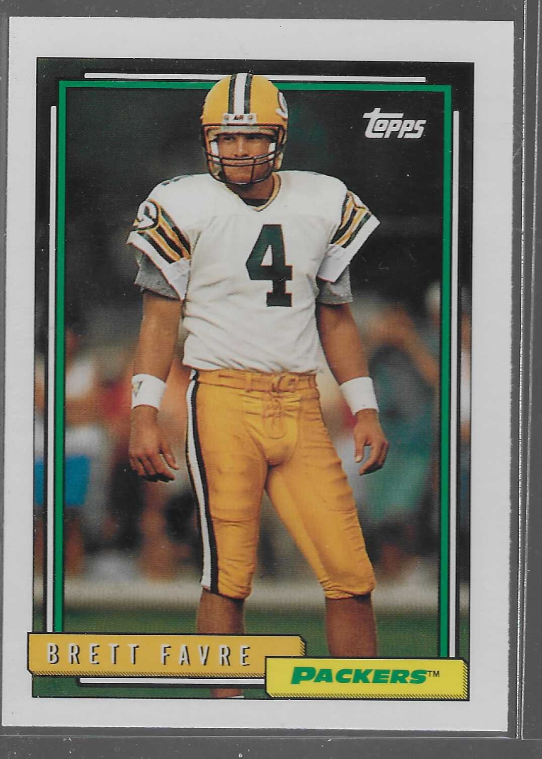 1992 Topps #696: Brett Favre 1992 Topps #696: Brett Favre