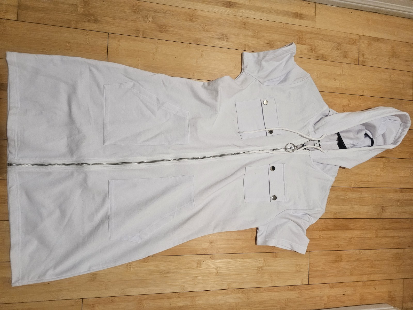 White Hoodie Zip Up Dress Short Sleeve Size Medium White Hoodie Zip Up Dress Short Sleeve Size Medium