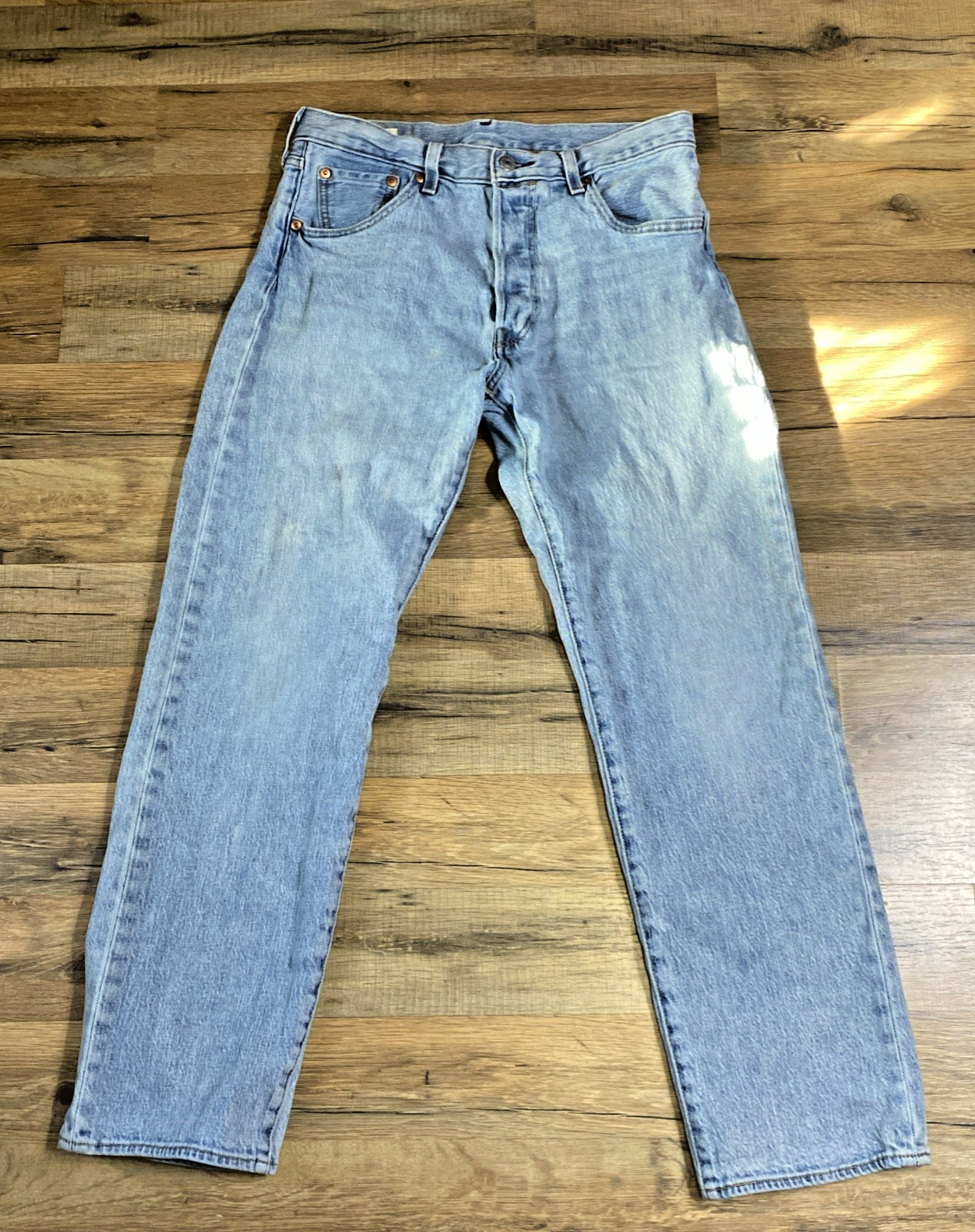 Levi’s 501 93 Button Fly Denim Jeans Mens 30/30 Red Tag Medium Wash Levi’s 501 93 Button Fly Denim Jeans Mens 30/30 Red Tag Medium Wash