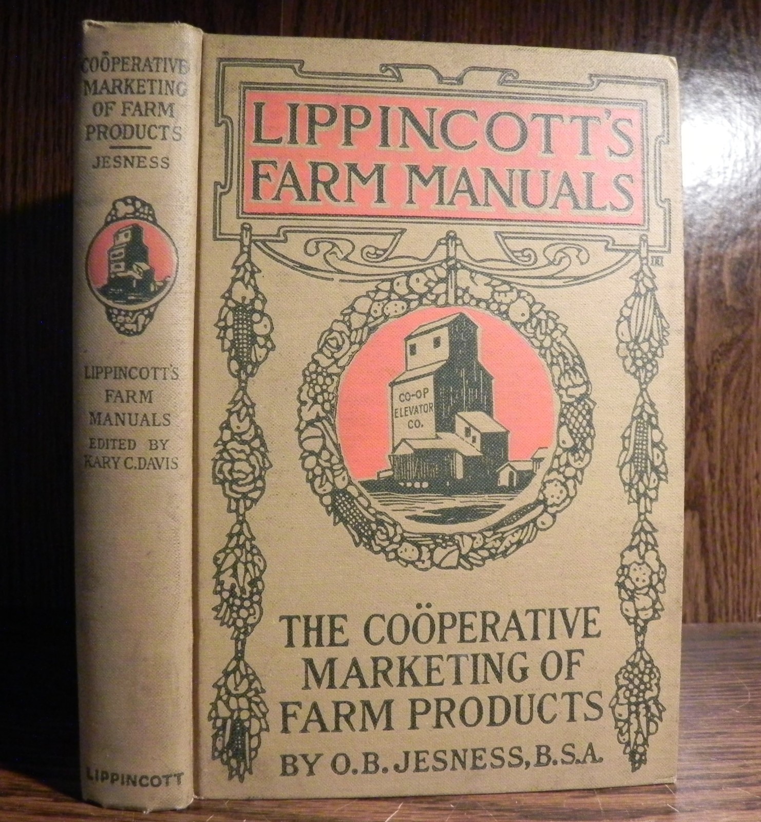 1923 The Cooperative Marketing Of Farm Products - Lippincott\'s Farm Manuals Book 1923 The Cooperative Marketing Of Farm Products - Lippincott\'s Farm Manuals Book