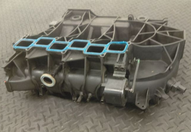 2005-2006 Chrysler Pacifica 3.5L Upper Intake Manifold Genuine Assembly OEM