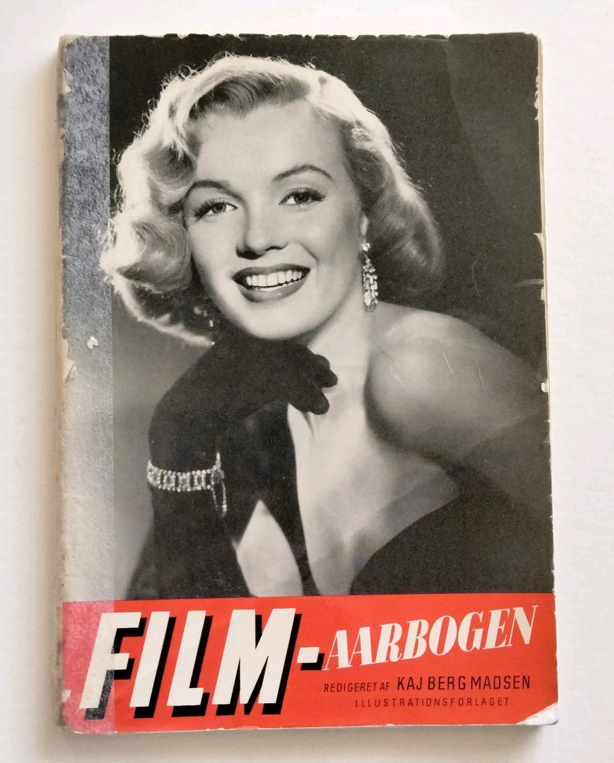 Marilyn Monroe Front Cover Vintage Danish Magazine Booklet Film Aarbogen 1952 Marilyn Monroe Front Cover Vintage Danish Magazine Booklet Film Aarbogen 1952
