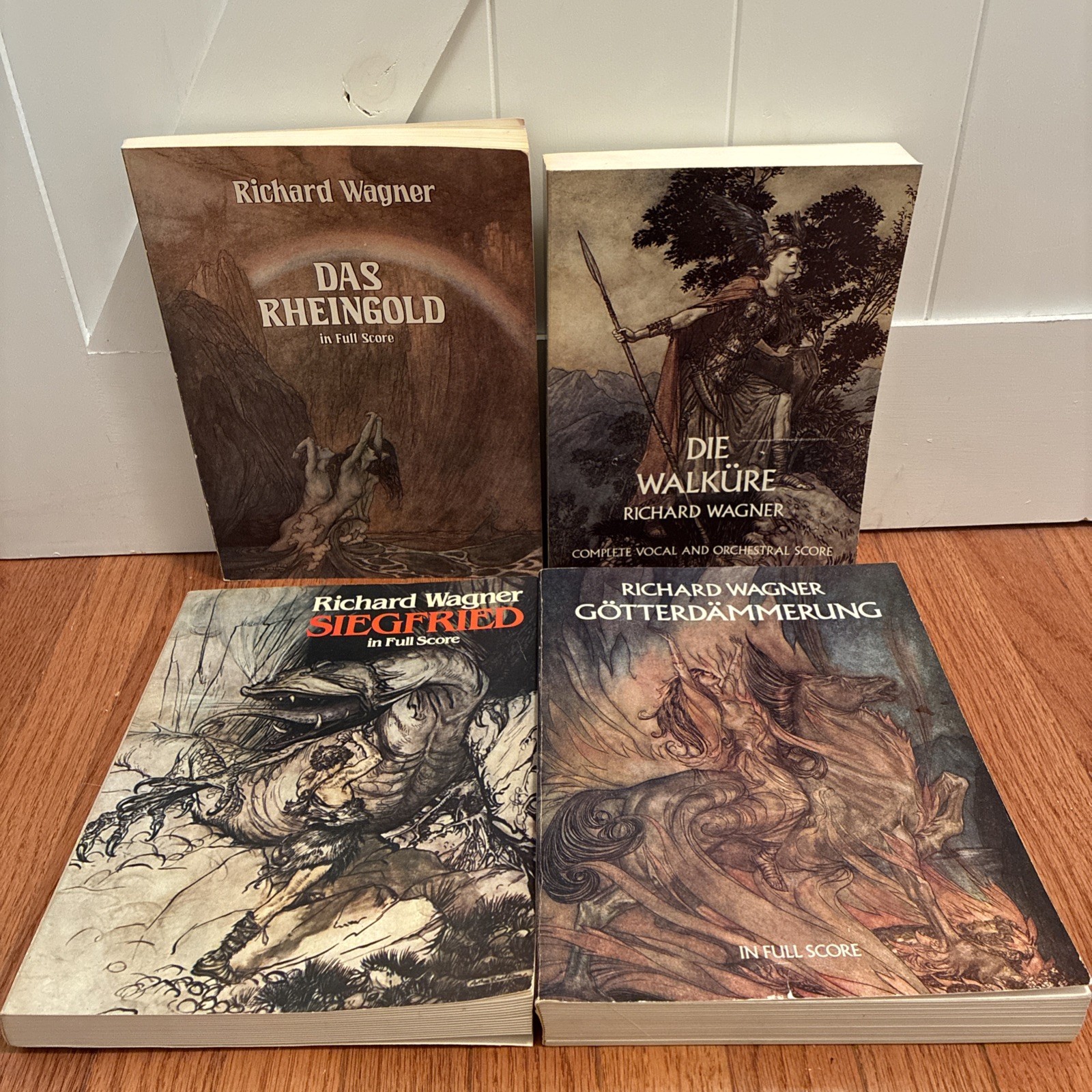 The Ring Cycle Full Scores Richard Wagner - 4x Vintage Dover Publications The Ring Cycle Full Scores Richard Wagner - 4x Vintage Dover Publications