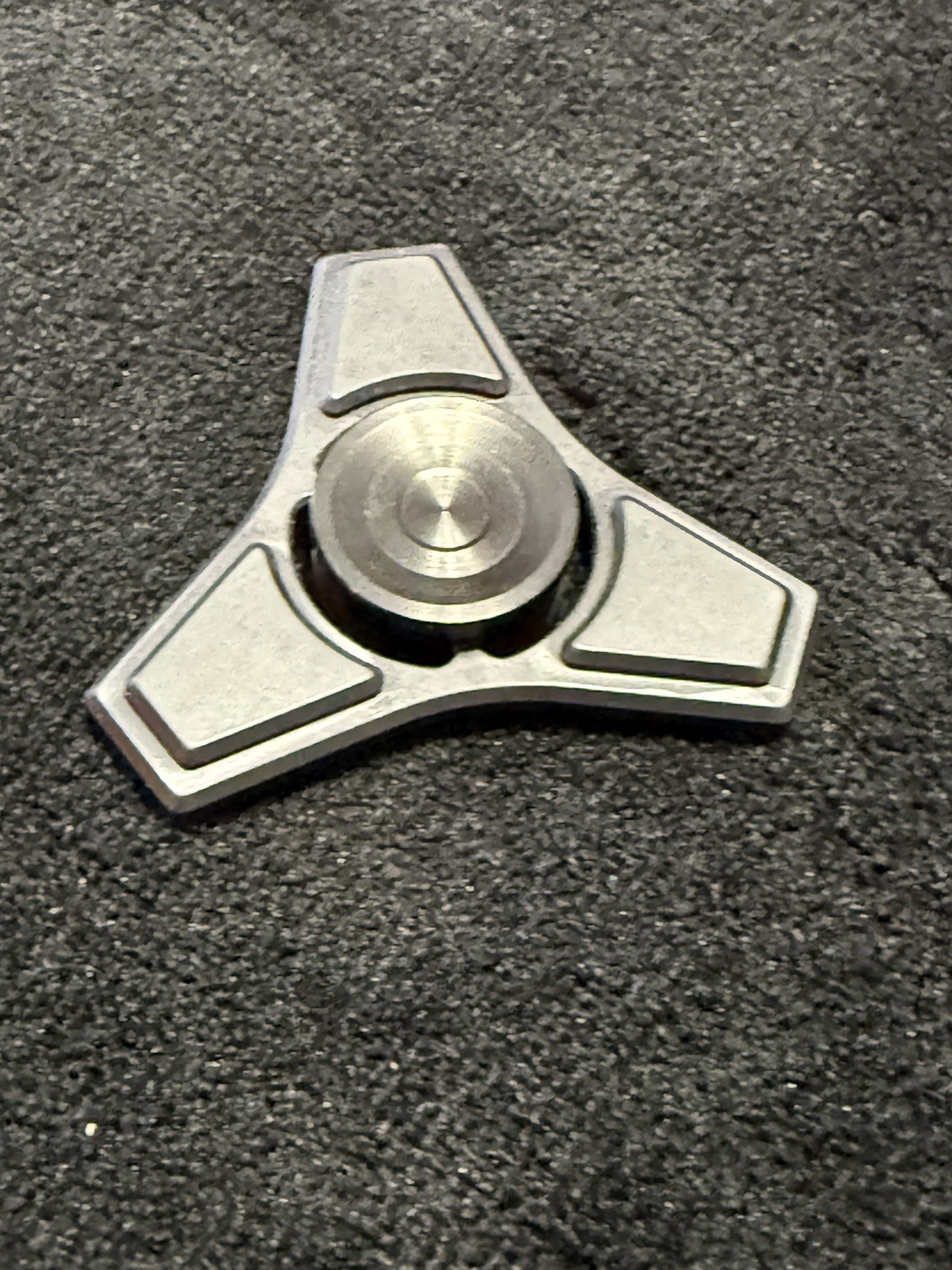 ZeroFeud Aluminum Tri Fidget Spinner Great Condition Rare and Hard to Find ZeroFeud Aluminum Tri Fidget Spinner Great Condition Rare and Hard to Find