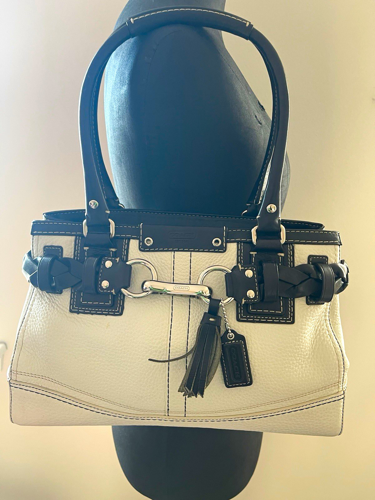 Coach Hamptons Braided Satchel white leather handbag with black braided strap Coach Hamptons Braided Satchel white leather handbag with black braided strap